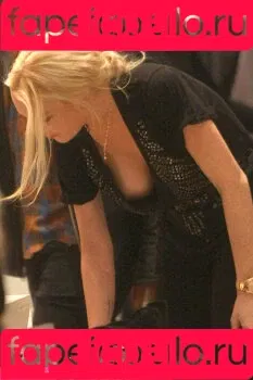 Lindsay Lohan / lindsaylohan / lindsaylohan201 Onlyfans Photo Gallery 