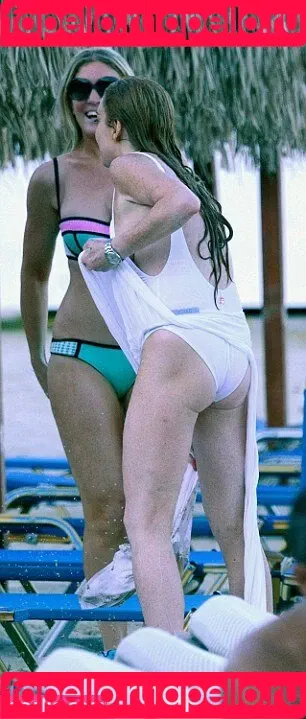 Lindsay Lohan / lindsaylohan / lindsaylohan201 Onlyfans Photo Gallery 