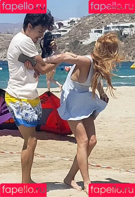 Lindsay Lohan / lindsaylohan / lindsaylohan201 Onlyfans Photo Gallery 