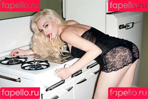 Lindsay Lohan / lindsaylohan / lindsaylohan201 Onlyfans Photo Gallery 