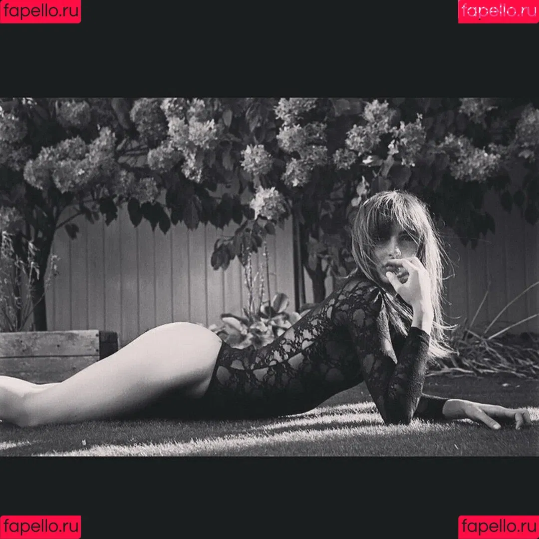 Lindsay Lohan / lindsaylohan / lindsaylohan201 Onlyfans Photo Gallery 
