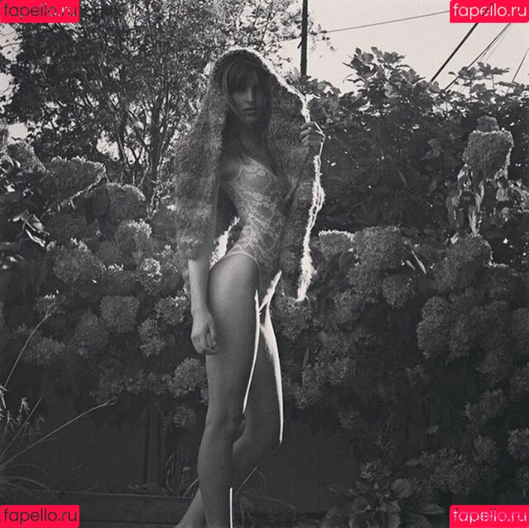 Lindsay Lohan / lindsaylohan / lindsaylohan201 Onlyfans Photo Gallery 