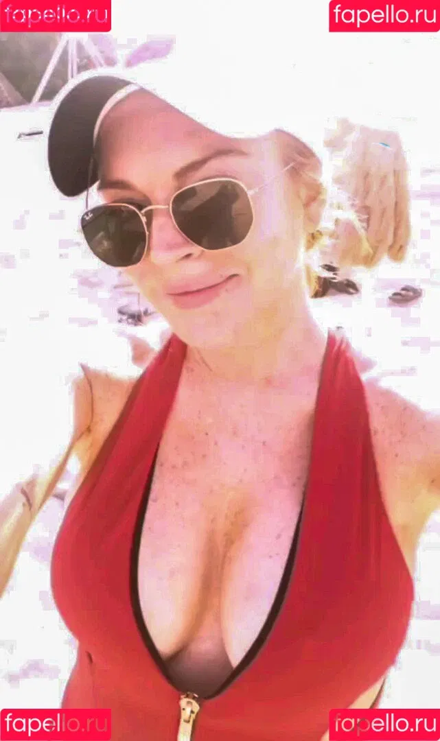 Lindsay Lohan / lindsaylohan / lindsaylohan201 Onlyfans Photo Gallery 