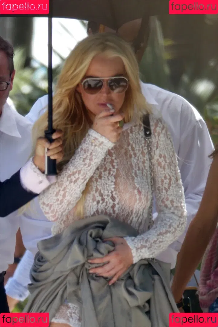 Lindsay Lohan / lindsaylohan / lindsaylohan201 Onlyfans Photo Gallery 