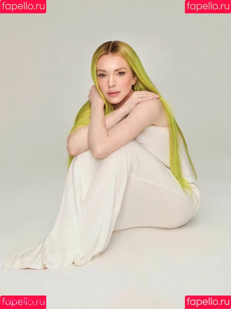 Lindsay Lohan / lindsaylohan / lindsaylohan201 Onlyfans Photo Gallery 