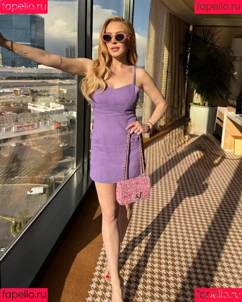 Lindsay Lohan / lindsaylohan / lindsaylohan201 Onlyfans Photo Gallery 