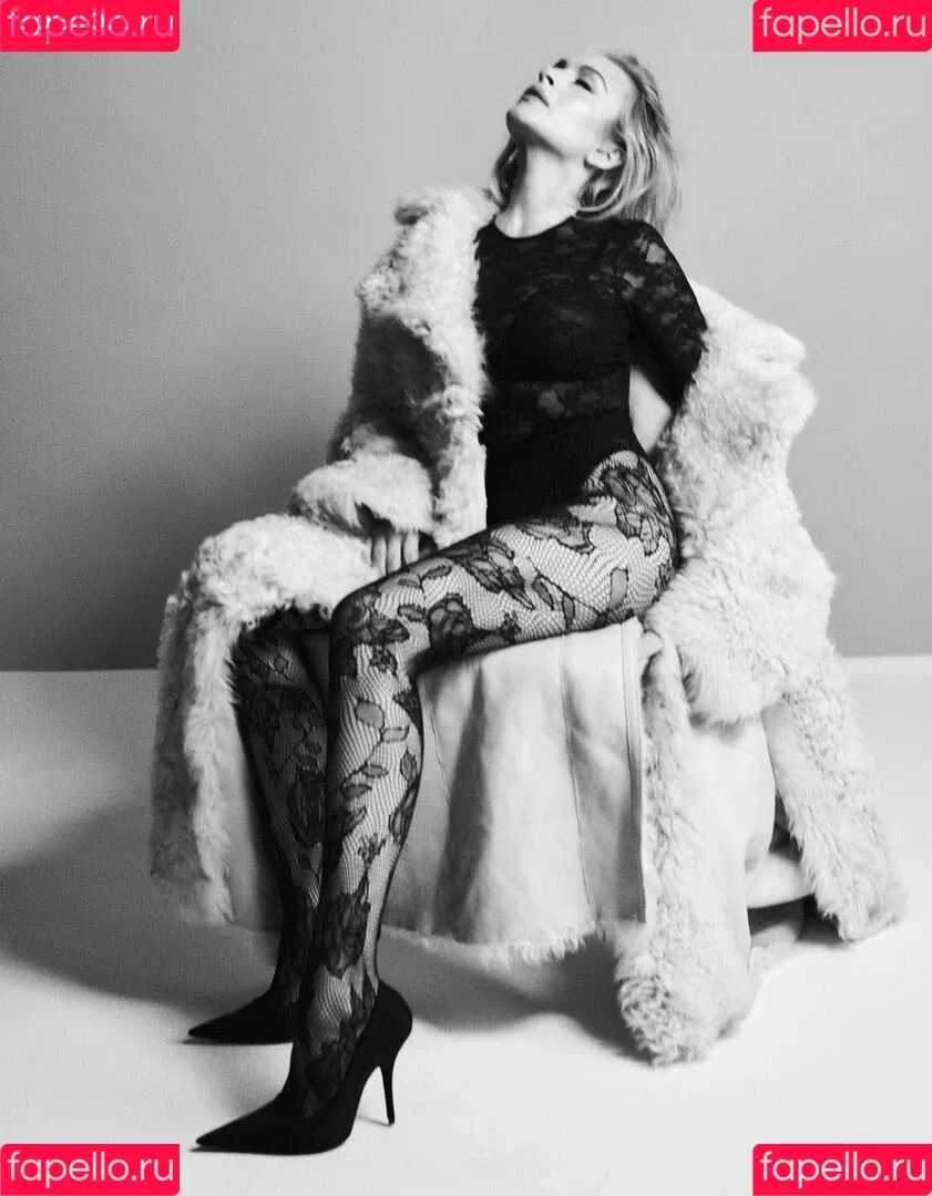 Lindsay Lohan / lindsaylohan / lindsaylohan201 Onlyfans Photo Gallery 