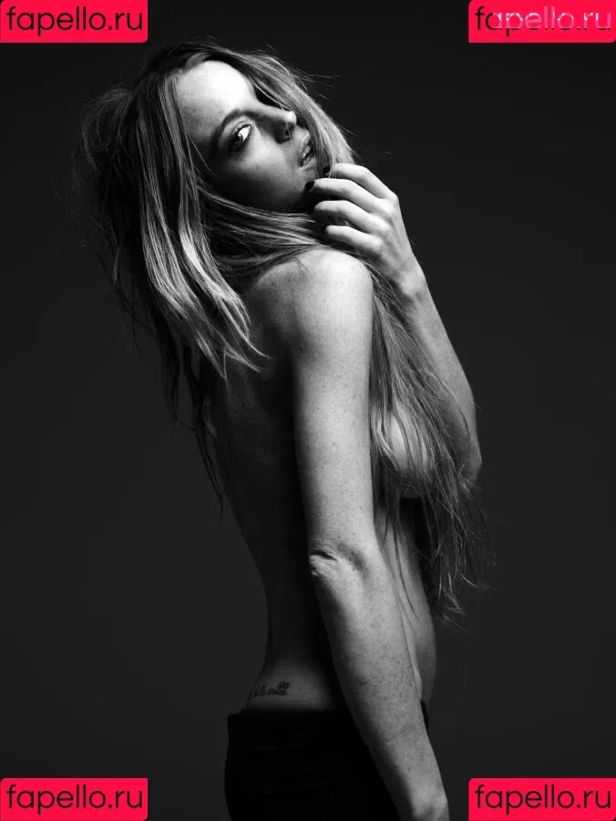 Lindsay Lohan / lindsaylohan / lindsaylohan201 Onlyfans Photo Gallery 