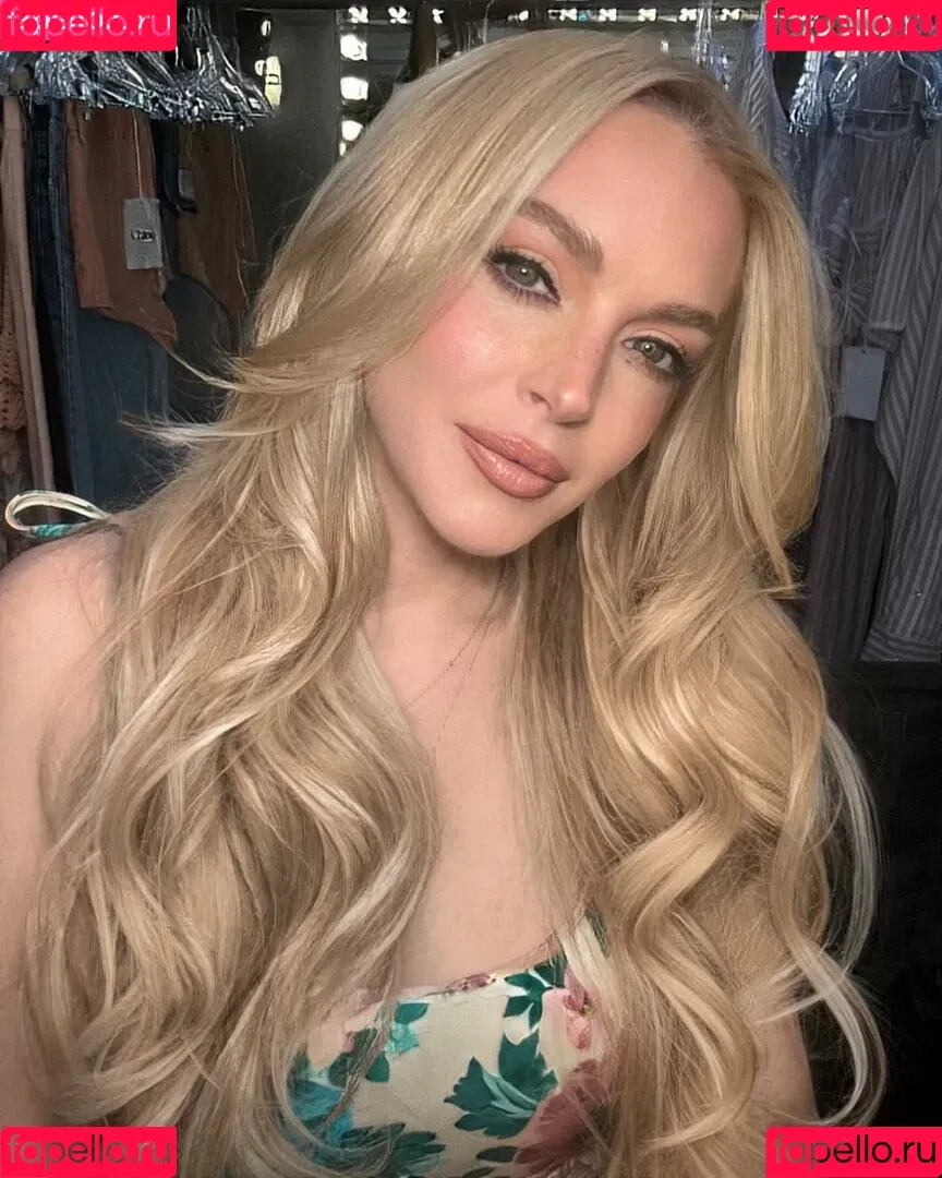 Lindsay Lohan / lindsaylohan / lindsaylohan201 Onlyfans Photo Gallery 