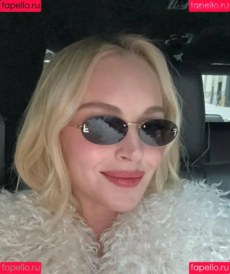 Lindsay Lohan / lindsaylohan / lindsaylohan201 Onlyfans Photo Gallery 