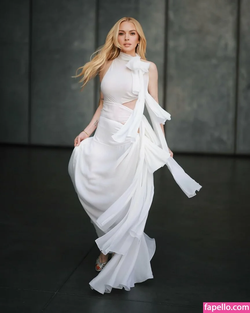 Lindsay Lohan / lindsaylohan / lindsaylohan201 Onlyfans Photo Gallery 