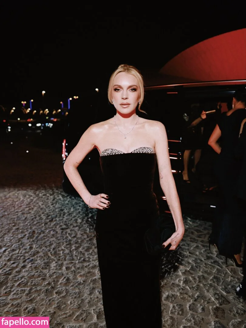 Lindsay Lohan / lindsaylohan / lindsaylohan201 Onlyfans Photo Gallery 