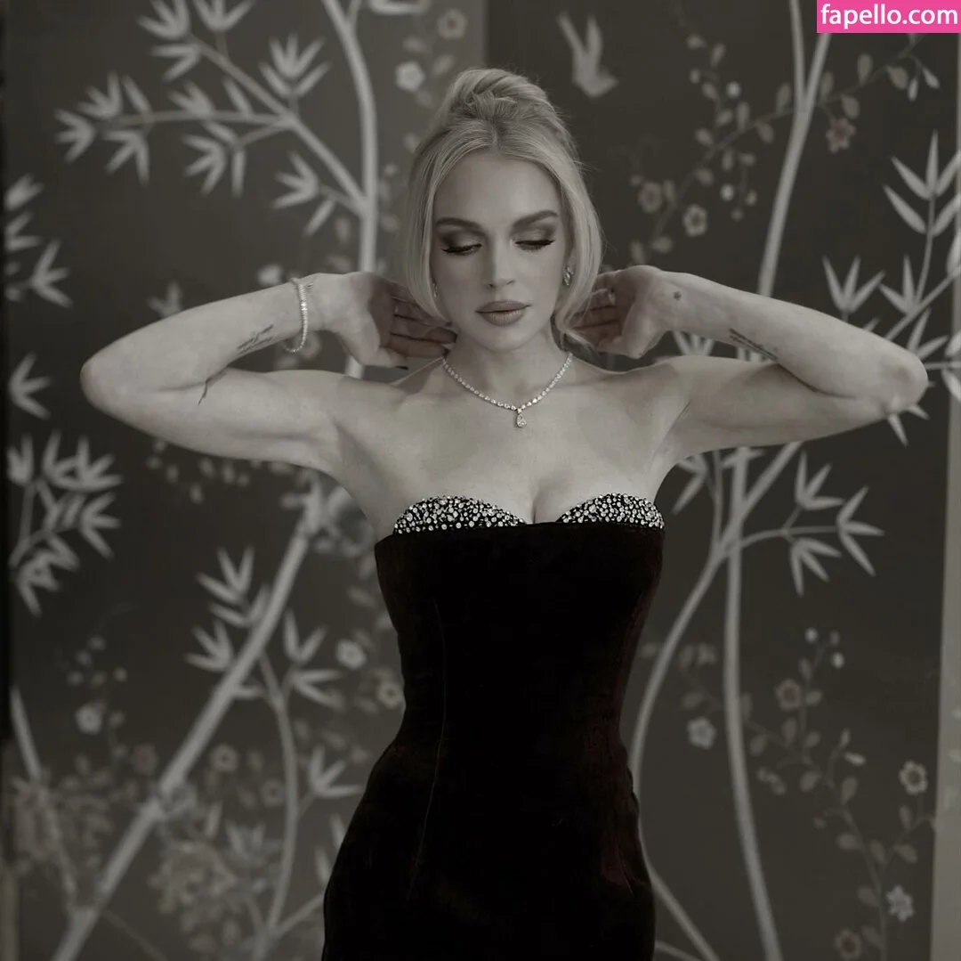 Lindsay Lohan / lindsaylohan / lindsaylohan201 Onlyfans Photo Gallery 