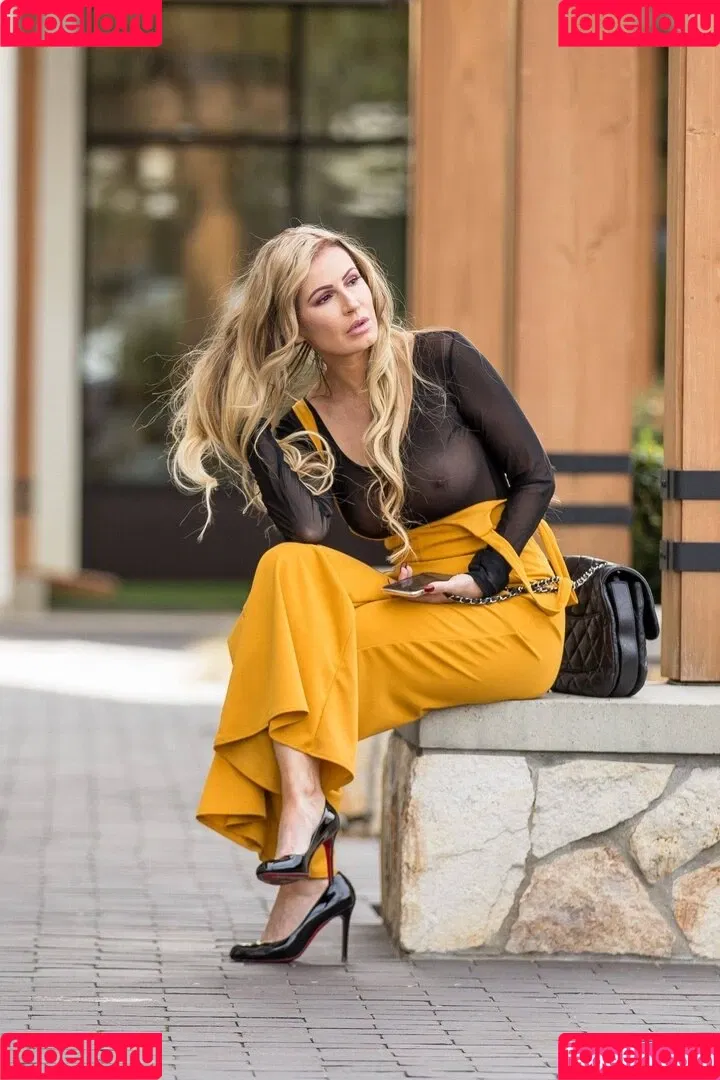 Ana Braga / anabraga / theanabraga Onlyfans Photo Gallery 