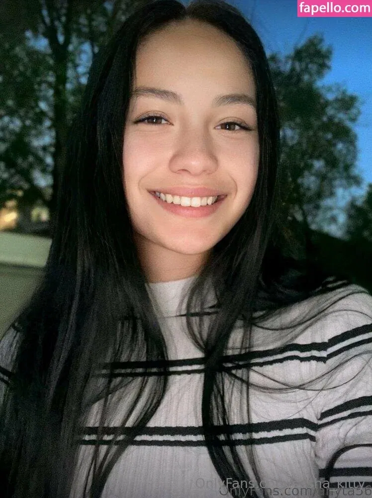 sasha_kitty / sashakitty__ Onlyfans Photo Gallery 