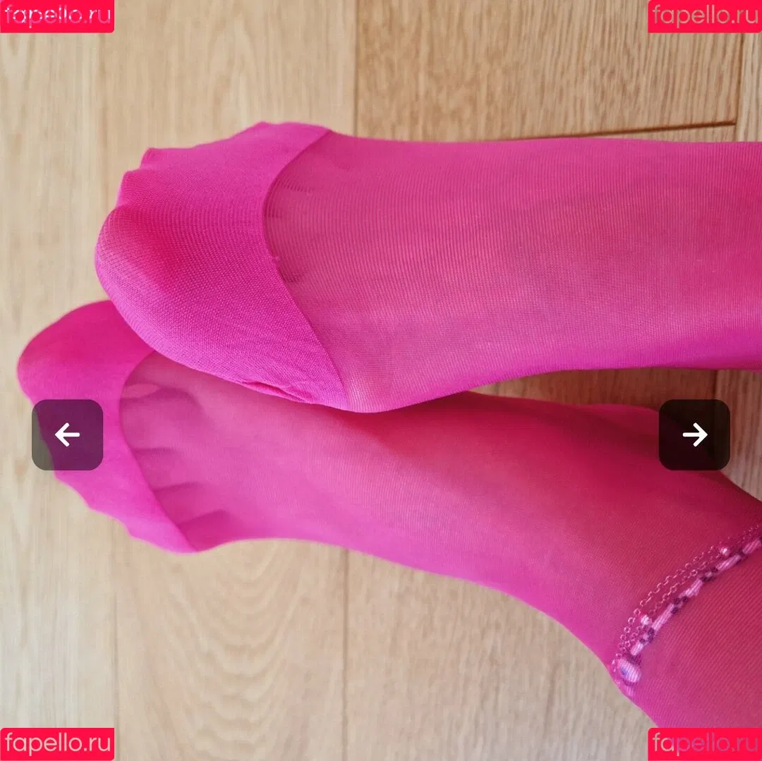 Soni Panda / SoniPanda / nylonskitten Onlyfans Photo Gallery 