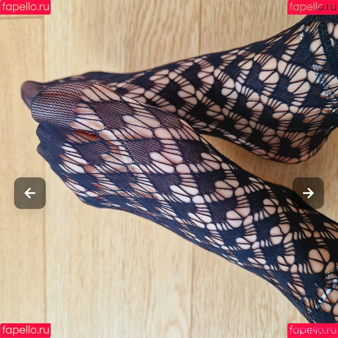 Soni Panda / SoniPanda / nylonskitten Onlyfans Photo Gallery 