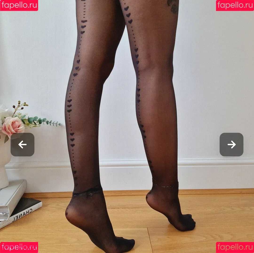 Soni Panda / SoniPanda / nylonskitten Onlyfans Photo Gallery 