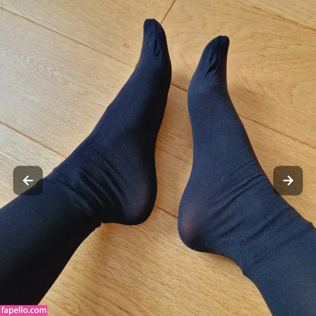 Soni Panda / SoniPanda / nylonskitten Onlyfans Photo Gallery 