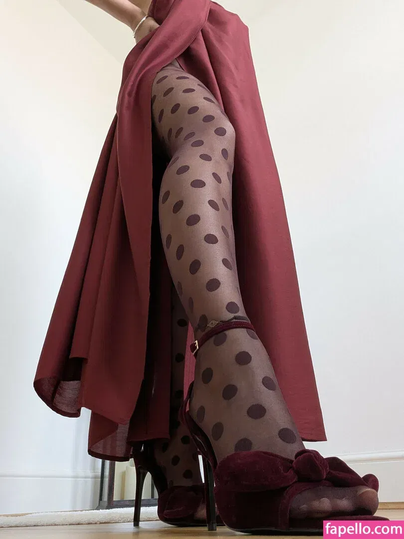 Soni Panda / SoniPanda / nylonskitten Onlyfans Photo Gallery 