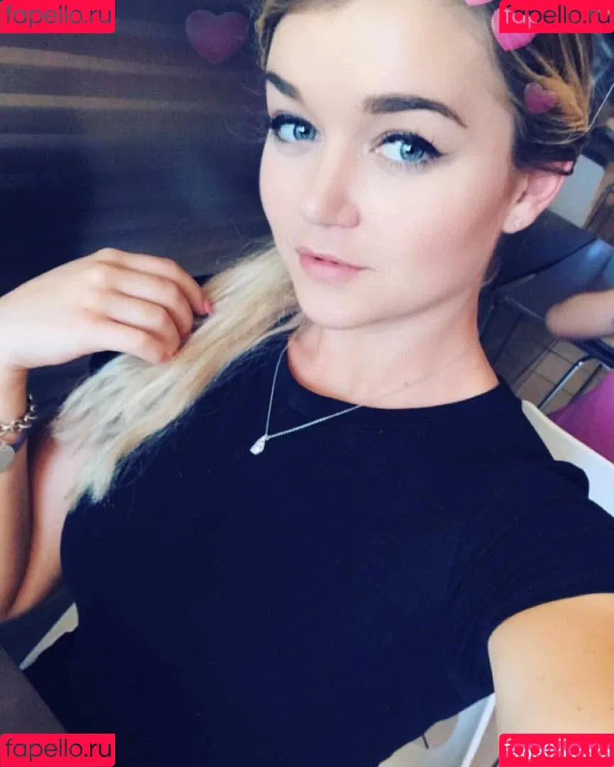 RuthW00ster / ruthw21 Onlyfans Photo Gallery 