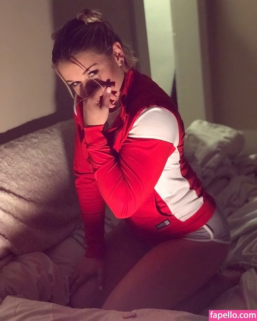 RuthW00ster / ruthw21 Onlyfans Photo Gallery 