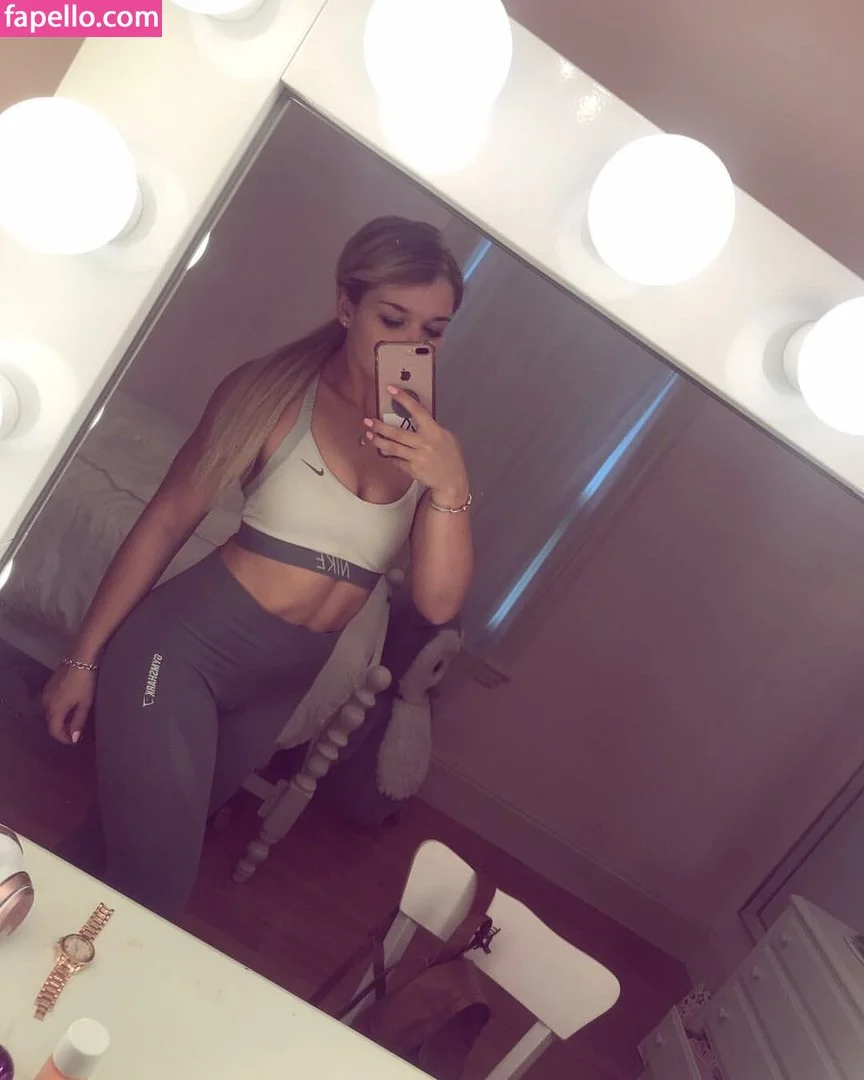 RuthW00ster / ruthw21 Onlyfans Photo Gallery 