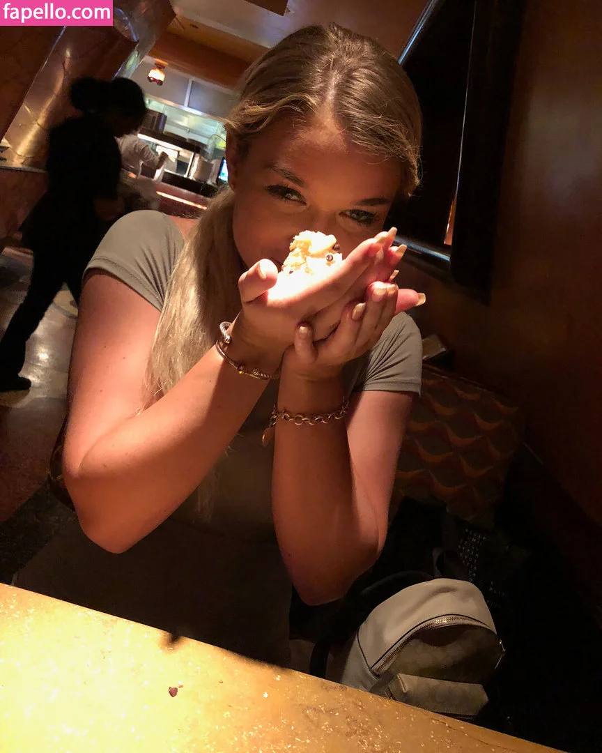 RuthW00ster / ruthw21 Onlyfans Photo Gallery 