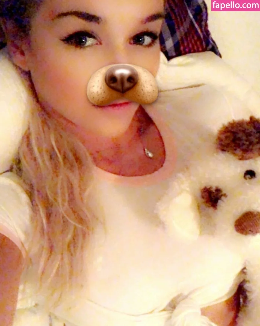 RuthW00ster / ruthw21 Onlyfans Photo Gallery 