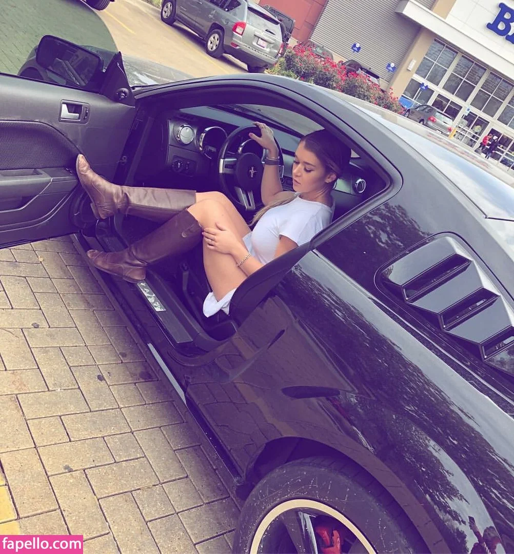 RuthW00ster / ruthw21 Onlyfans Photo Gallery 