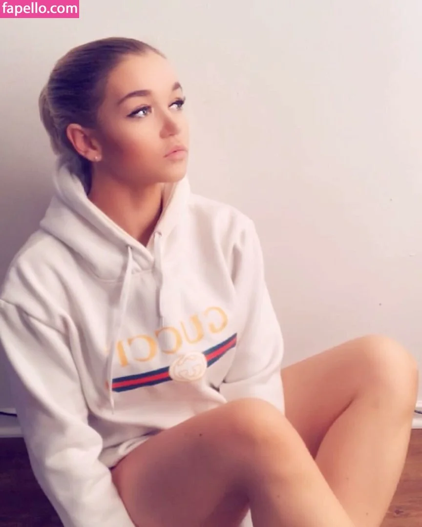 RuthW00ster / ruthw21 Onlyfans Photo Gallery 