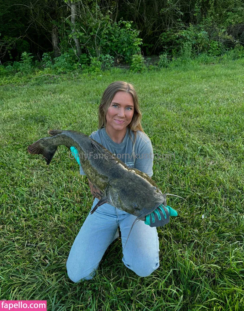 Kuntrygirl Onlyfans Photo Gallery 