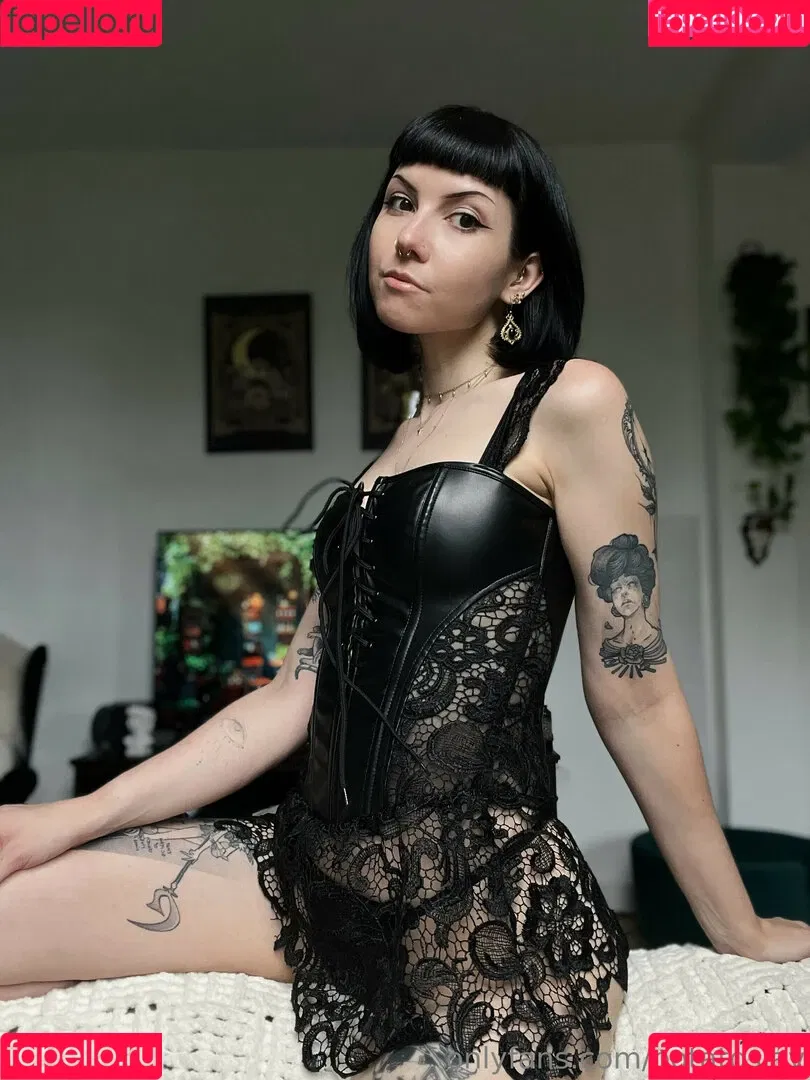 Rachel Lawrick / potatoslav / rlawrick Onlyfans Photo Gallery 