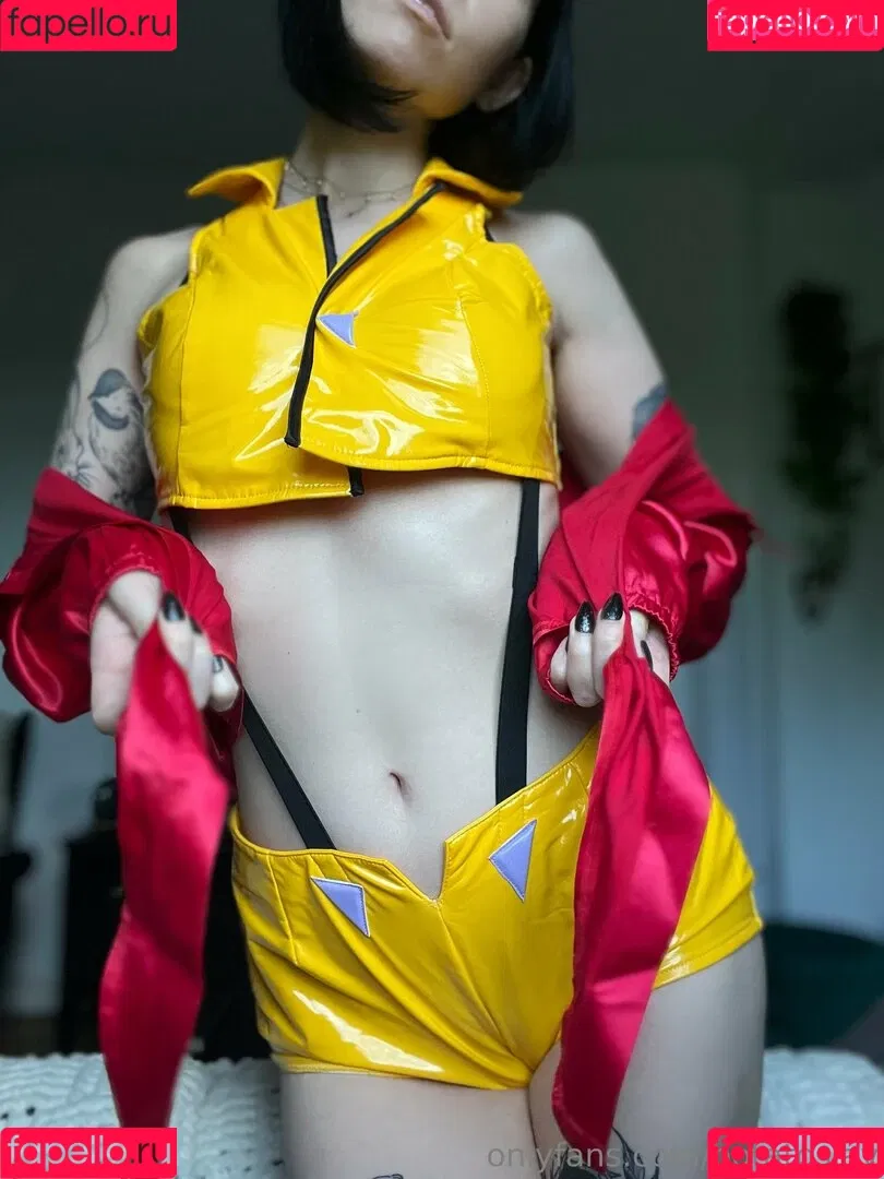 Rachel Lawrick / potatoslav / rlawrick Onlyfans Photo Gallery 