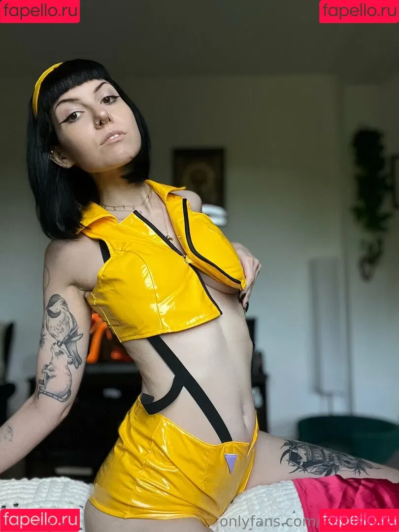 Rachel Lawrick / potatoslav / rlawrick Onlyfans Photo Gallery 