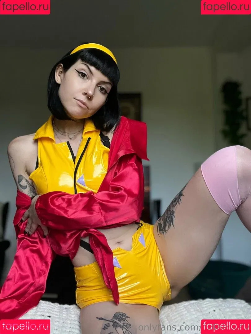 Rachel Lawrick / potatoslav / rlawrick Onlyfans Photo Gallery 