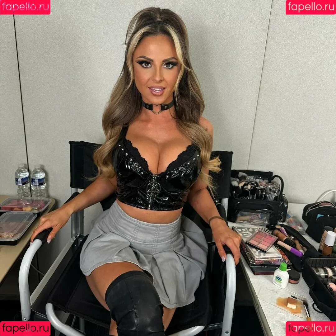 Danni Ellexo / Harley Cameron Brand Army / danni_ellexo / meh_danni Onlyfans Photo Gallery 