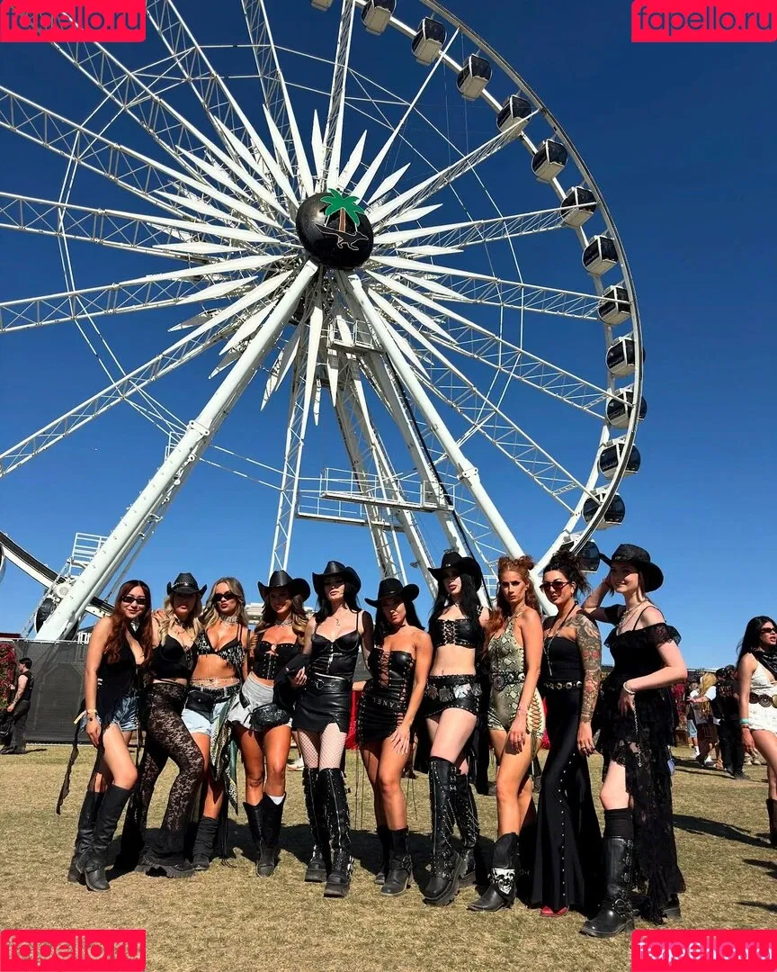 Danni Ellexo / Harley Cameron Brand Army / danni_ellexo / meh_danni Onlyfans Photo Gallery 