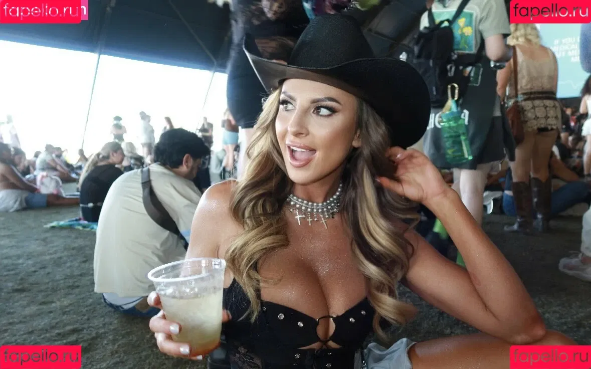 Danni Ellexo / Harley Cameron Brand Army / danni_ellexo / meh_danni Onlyfans Photo Gallery 