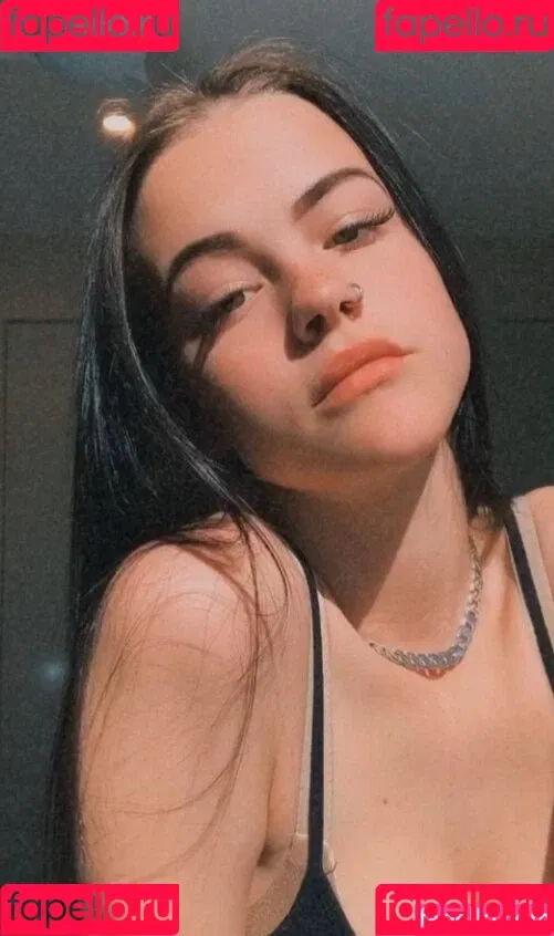 Carolyn Marcinkus / carolyn.marcinkus / x_gracelaura_x Onlyfans Photo Gallery 