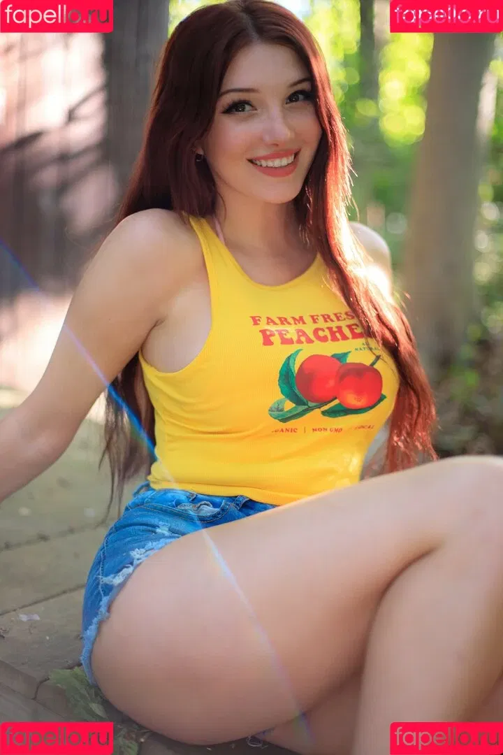 MadiKat / madi.kat Onlyfans Photo Gallery 