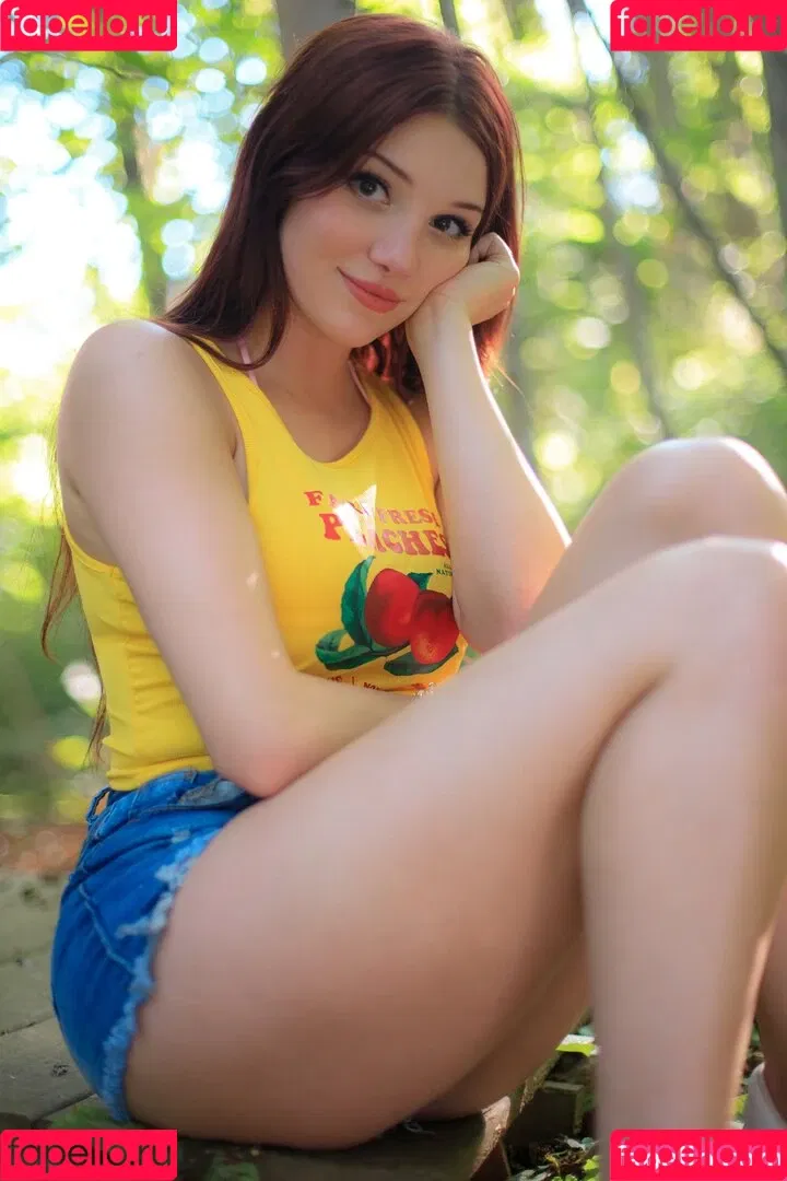 MadiKat / madi.kat Onlyfans Photo Gallery 