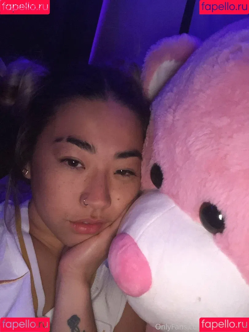 alaskafornia / alaskayokota Onlyfans Photo Gallery 