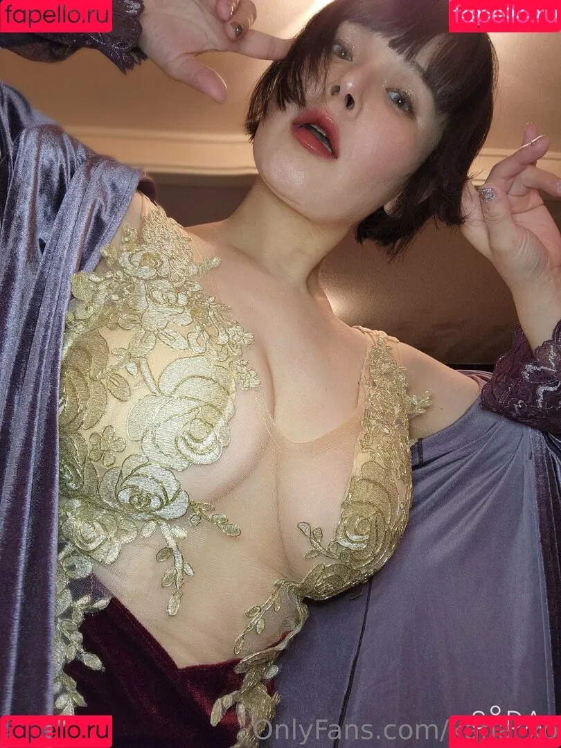 kanaaxo Onlyfans Photo Gallery 