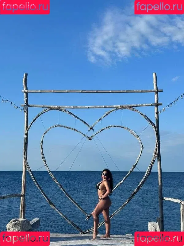 mexicanissima / mexicanissima_ Onlyfans Photo Gallery 
