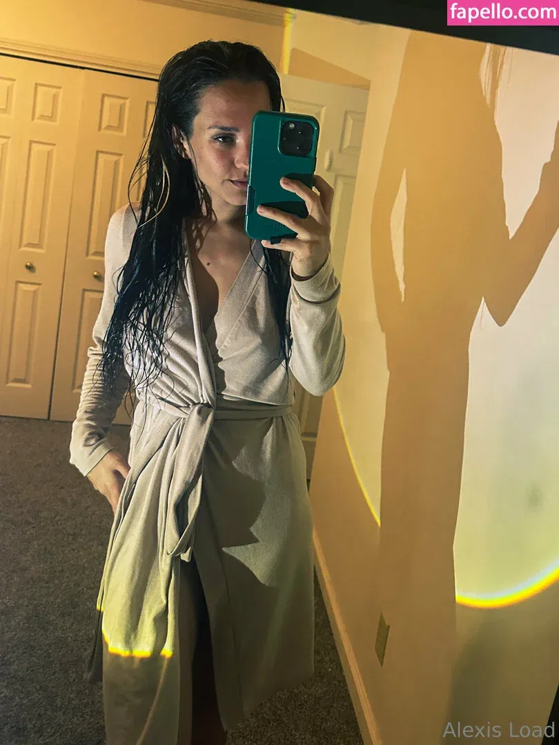 alexisloadfree / iamfreestories Onlyfans Photo Gallery 