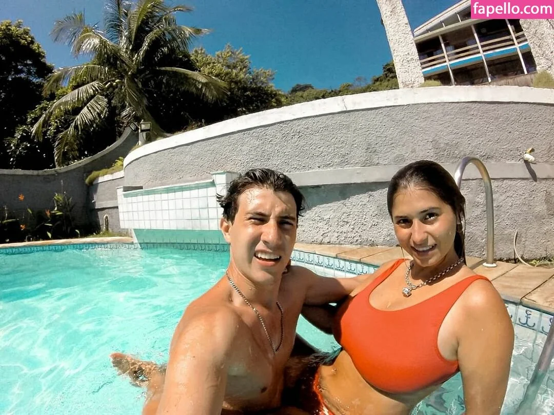 Meredithblake / meredithlblake / meredyblakekarim Onlyfans Photo Gallery 