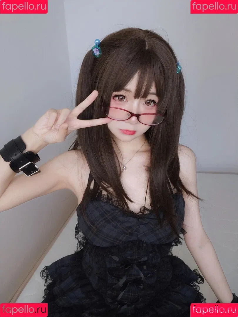 YaoYaoQwQ / yaoyaole / yaoyaoqvq / 軟妹搖搖樂w Onlyfans Photo Gallery 