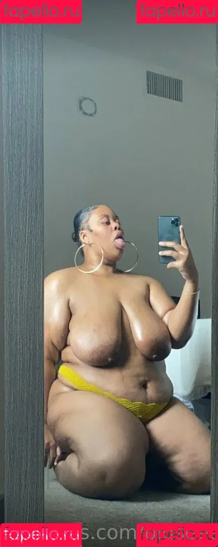 bigseeeeeexxy / bigseeeeexxy Onlyfans Photo Gallery 