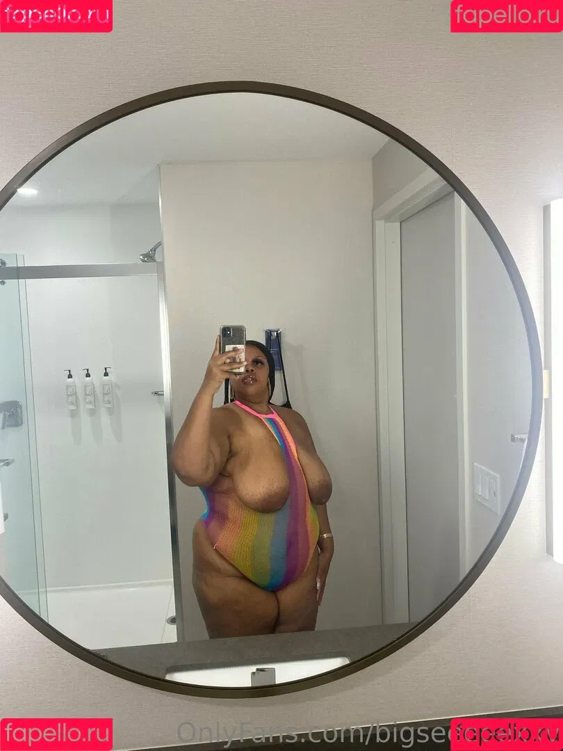 bigseeeeeexxy / bigseeeeexxy Onlyfans Photo Gallery 